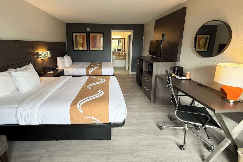 Quality Inn & Suites Baton Rouge West  Port Allen - Image 4